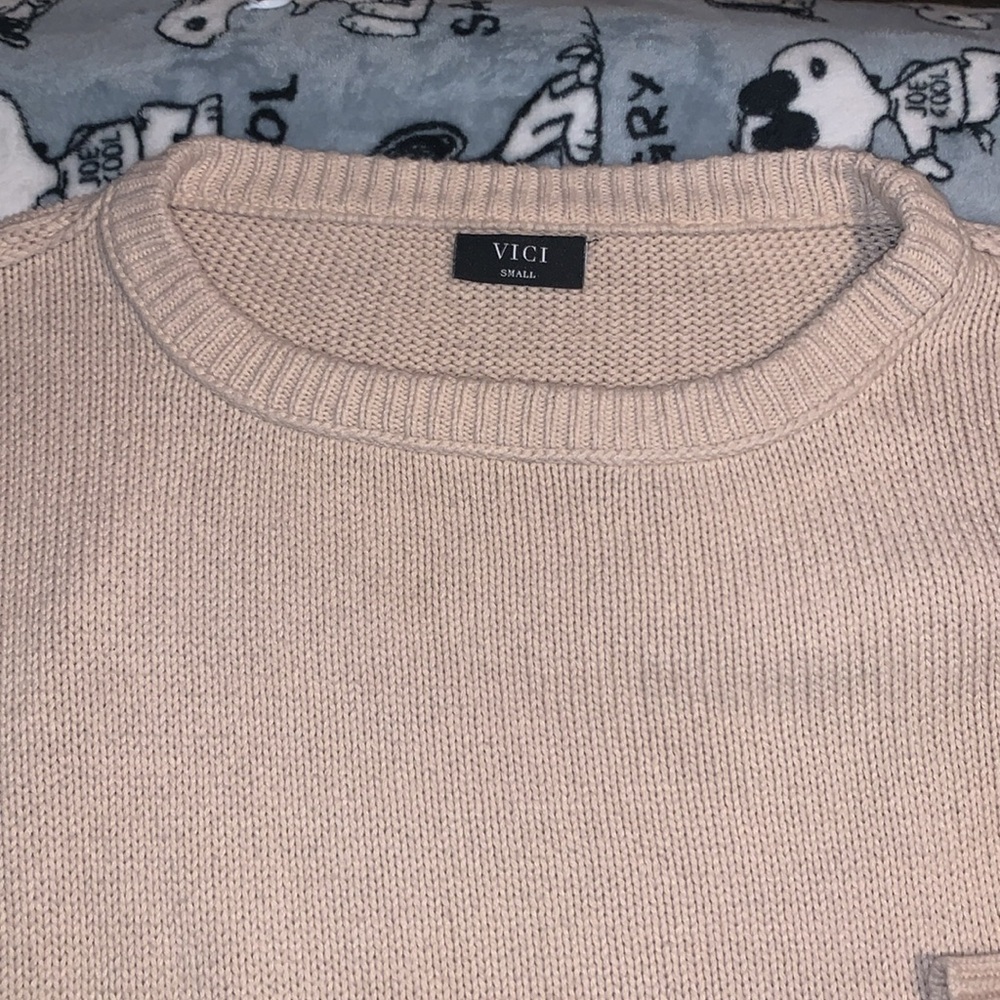Vici Small oversized cropped knitted sweater, inside out seam design long sleeve - Picture 5 of 5